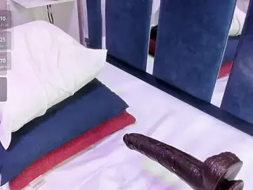 VeronicaRyan  live sex cam