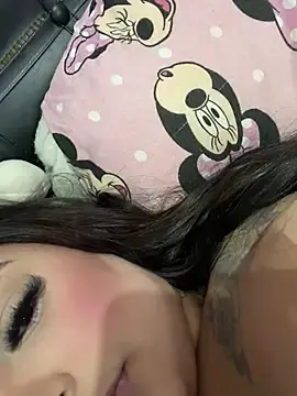 Bebezinha_nr  live sex cam