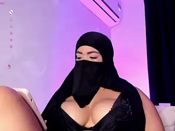 Thaira_aly  live sex cam