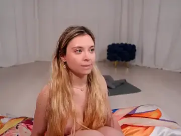 KittyCaitlin  live sex cam