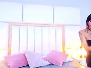 LaylaaDoll  live sex cam