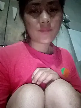 Lyssa-a  live sex cam