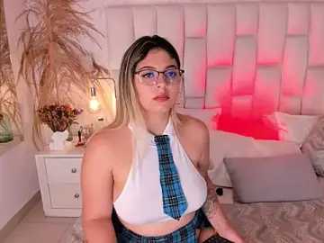 MiiaGreys  live sex cam