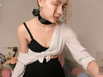 NormaRegehr  live sex cam