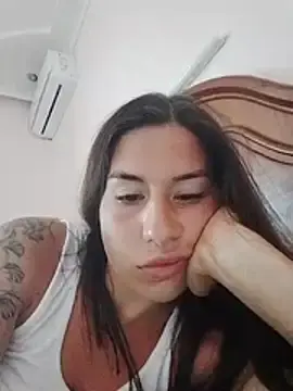 ShakiraShark  live sex cam