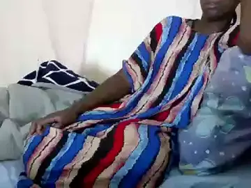 SilkyDesire21  live sex cam