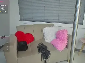 Julia_rouse  live sex cam