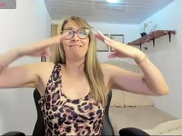 Scarletfs  live sex cam