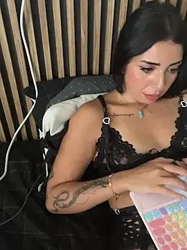 Sweetbrunette22  live sex cam