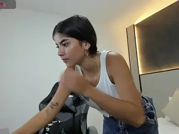Yesenia_bread  live sex cam