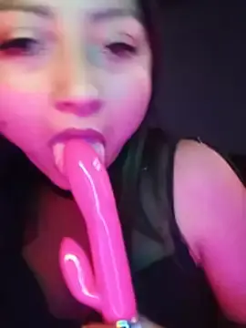 AanitaLove18  live sex cam