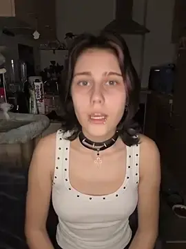 FuckFinya  live sex cam