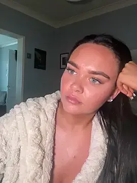 MaddisonWhitex  live sex cam