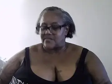 RobynOz  live sex cam