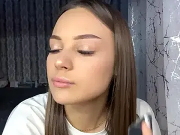 Elzamoon  live sex cam