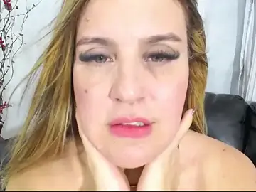 Sweet_christtydiaz  live sex cam