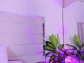 Ali_Hamilton  live sex cam