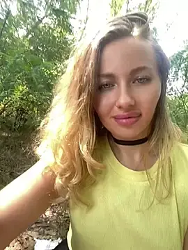 Blueeyed_Angel  live sex cam