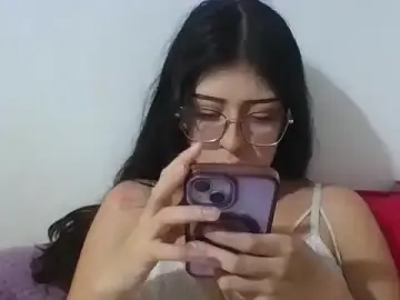 Daniela_gumgum  live sex cam