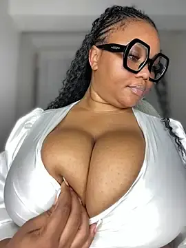 EliteSoraya  live sex cam