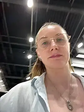 FReyja_44  live sex cam