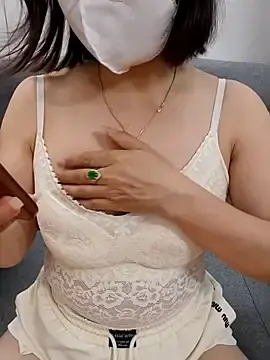 MaihoaLa  live sex cam