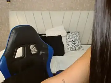 POCAHONTAS---  live sex cam