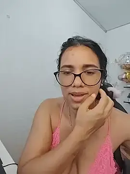 Alanahot94  live sex cam