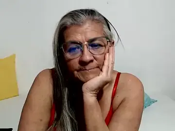 Candy_mature_  live sex cam