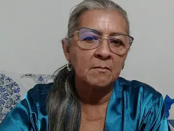 Candy_mature_  live sex cam