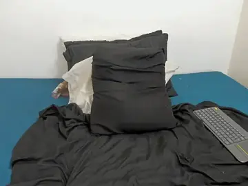 Esmeralda_jenn11  live sex cam