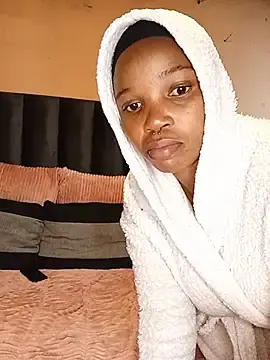 13Prweedyhun13  live sex cam