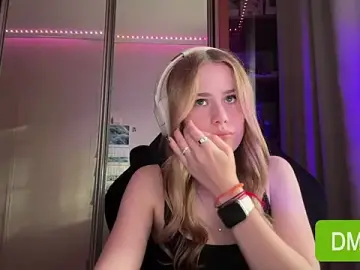 Aurorain  live sex cam