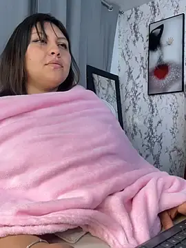 Larissa_Antonella  live sex cam