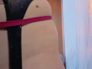 Lola_roses_tf  live sex cam