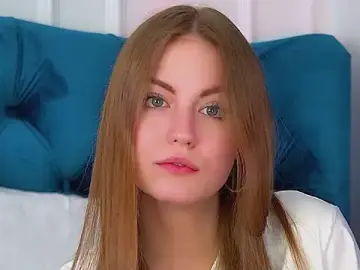 SofiaSarvains  live sex cam