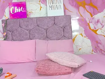 SteicyBloom  live sex cam