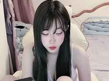 Vivian-88  live sex cam