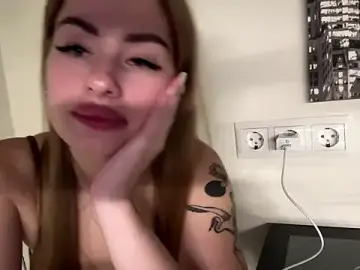 KenaForsythe  live sex cam