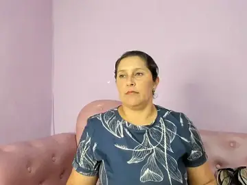 KikaDuque  live sex cam