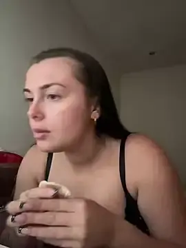 LucyRowexo  live sex cam