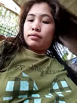 Nhung6969  live sex cam