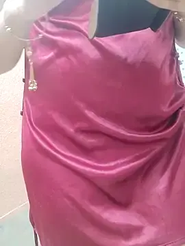 Sugar-n-spicy  live sex cam