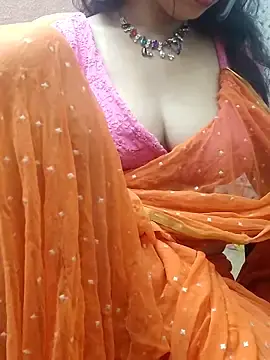 Sugar-n-spicy  live sex cam