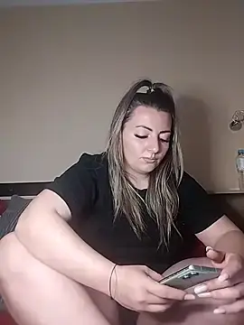 Sweetredvelvet  live sex cam