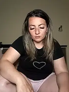 Sweetredvelvet  live sex cam