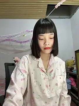 Andymi1  live sex cam