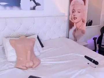 Lunalenox  live sex cam