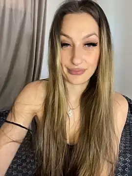 Alyxra  live sex cam