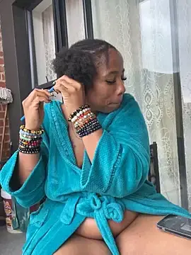 CurvyDesire1  live sex cam